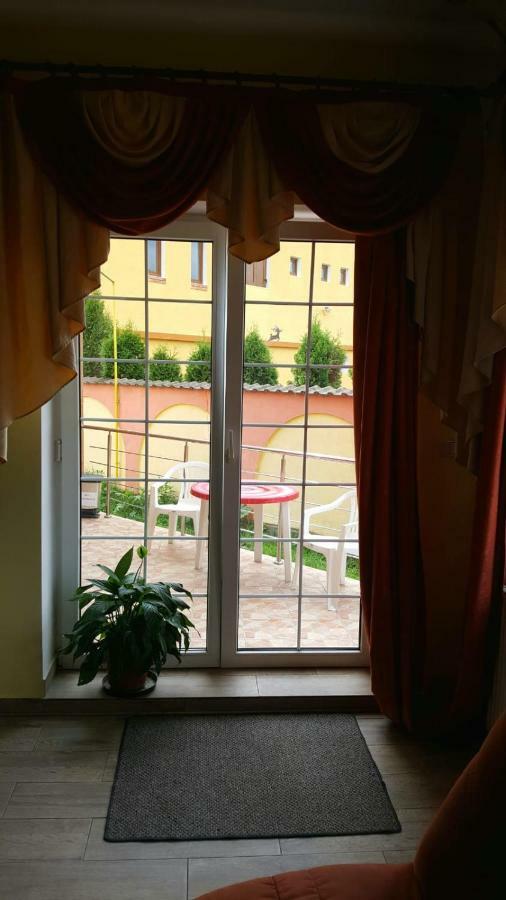 Vila Alfa Dumbrava Sibiu Exterior photo